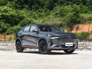New Changan X5 PLUS 2026 Second Generation 1.5T Transcend PRO Edition R18 Panoramic Sunroof 5 Seater SUV ForSale in Good Price — image 3
