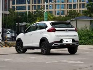 Wholesale Cheap Price 2024 Chery Tiggo 3x Chinese Brand Sunroof 1.5l Automatic Transmission Compact Left Hand Drive Suv Car — image 4